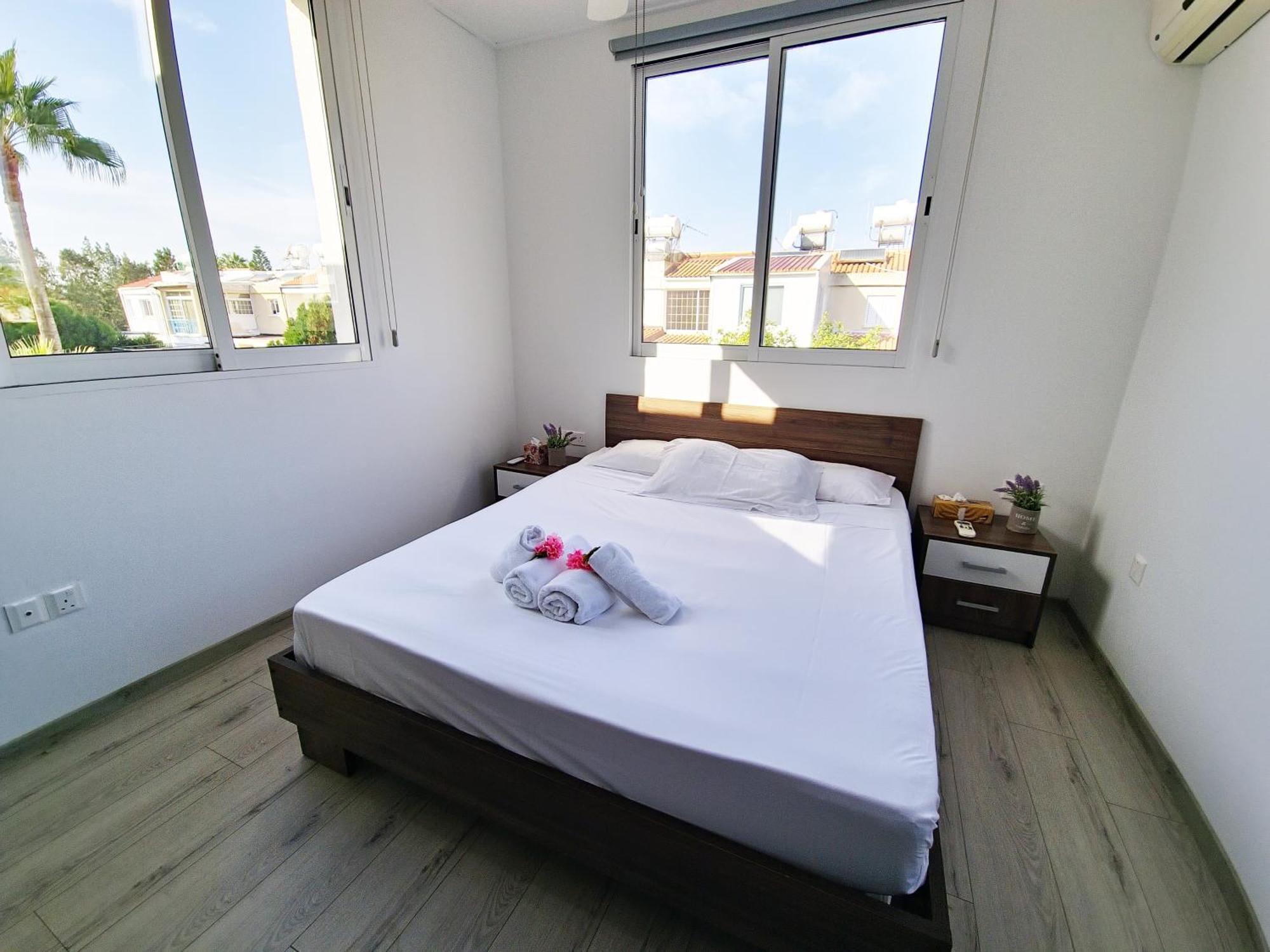 Oroklini Star 200Metres From The Sandy Beach Larnaca Exterior photo