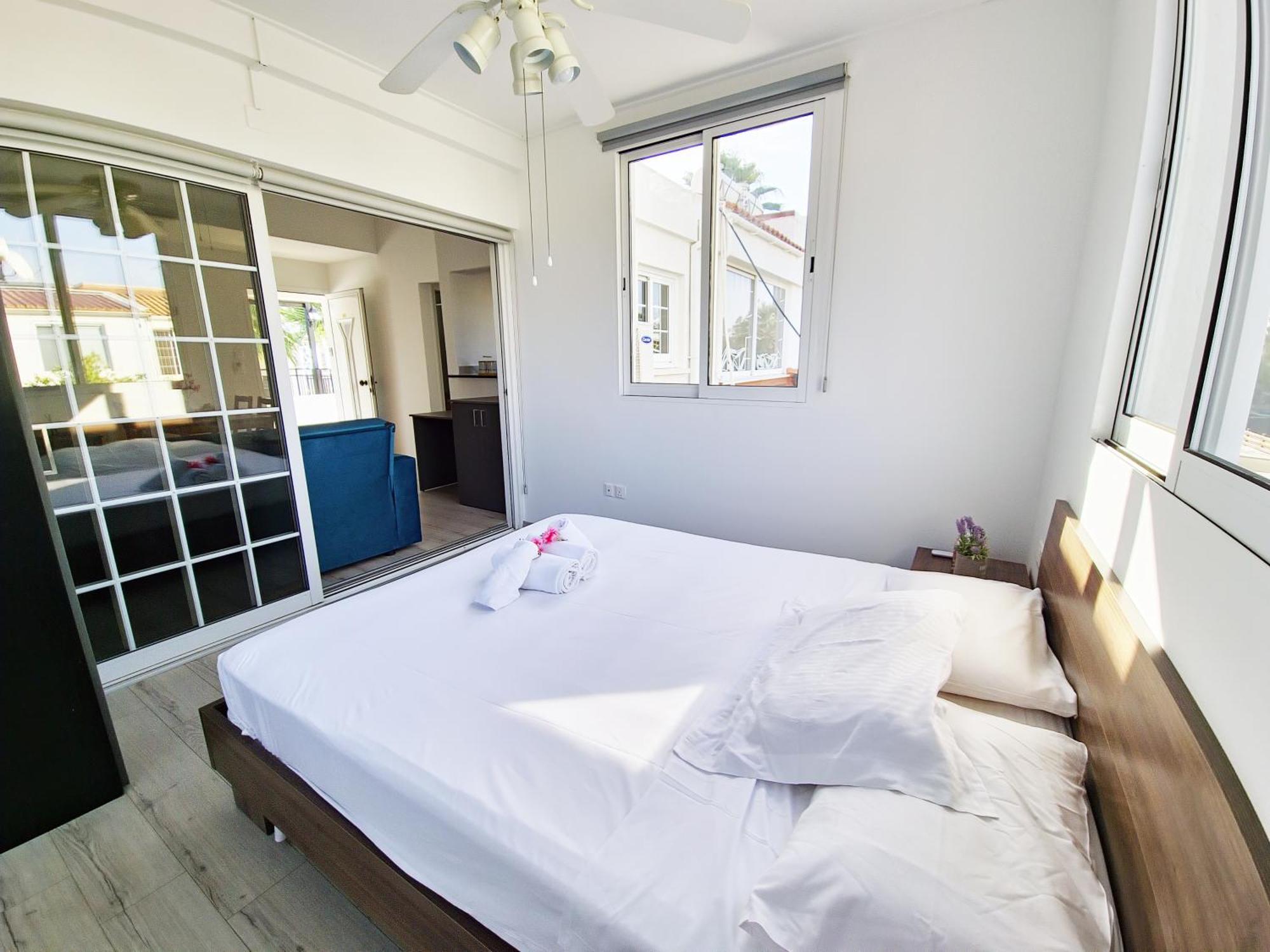 Oroklini Star 200Metres From The Sandy Beach Larnaca Exterior photo